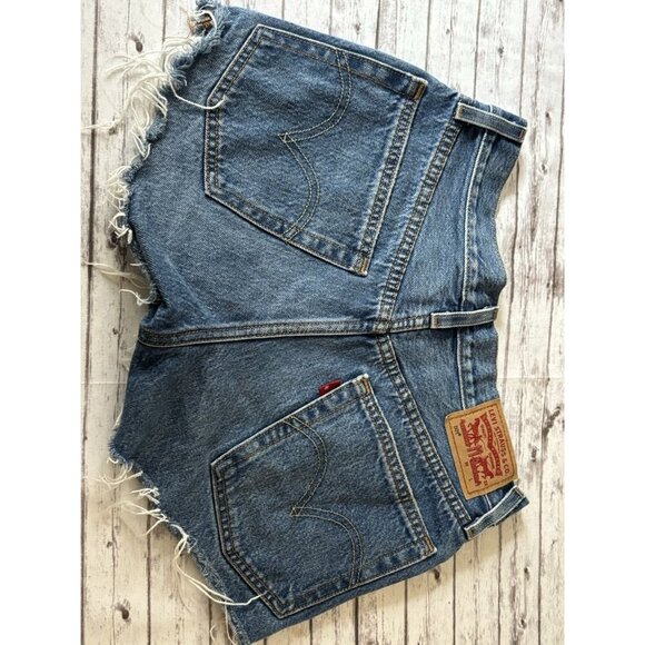 Levi’s 501 Women’s Cut Off Denim Shorts Size 24 Ripped Distressed - Picture 5 of 12